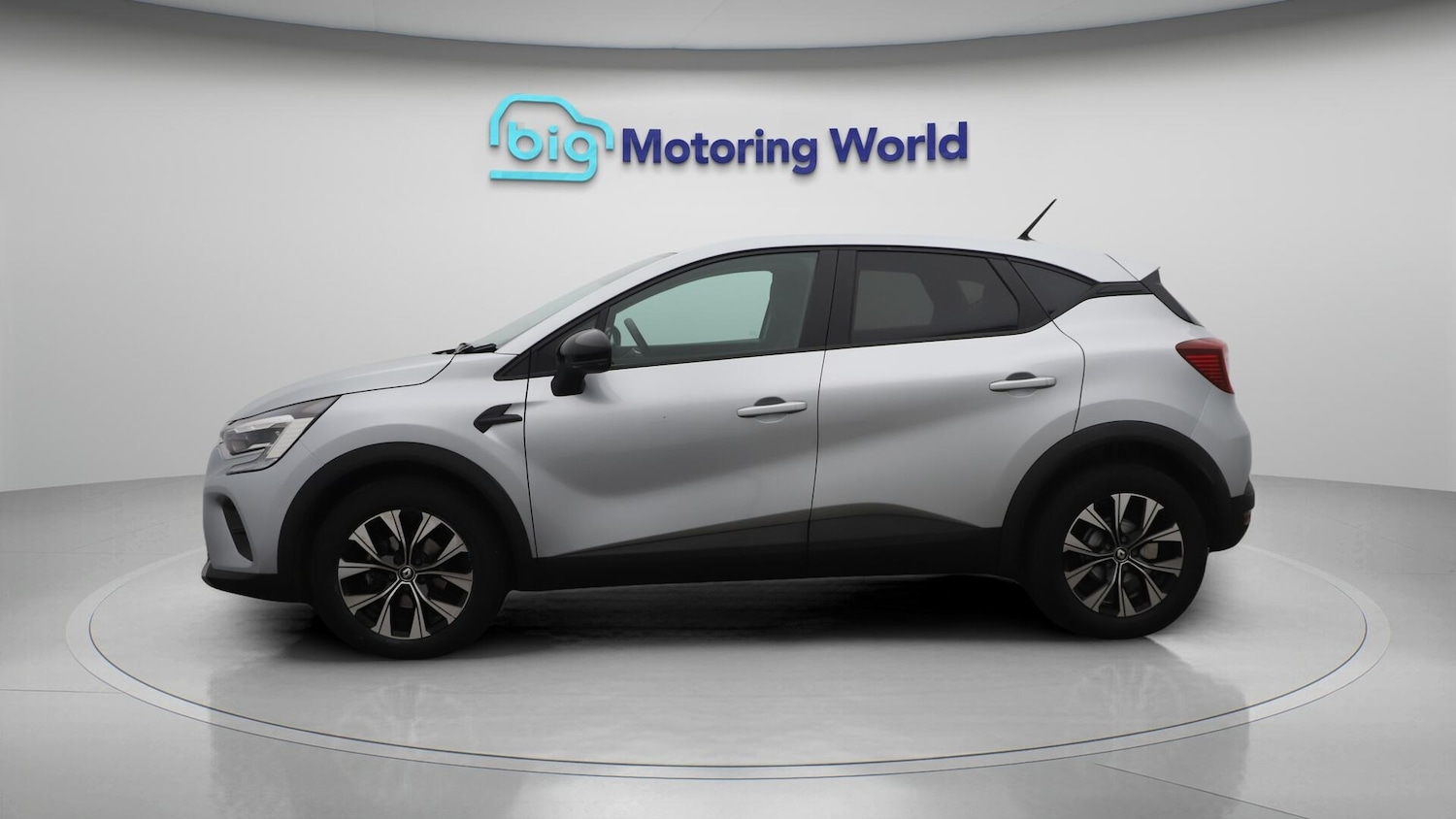 Used Renault Captur 2023 for sale - 75978562: Photo 5