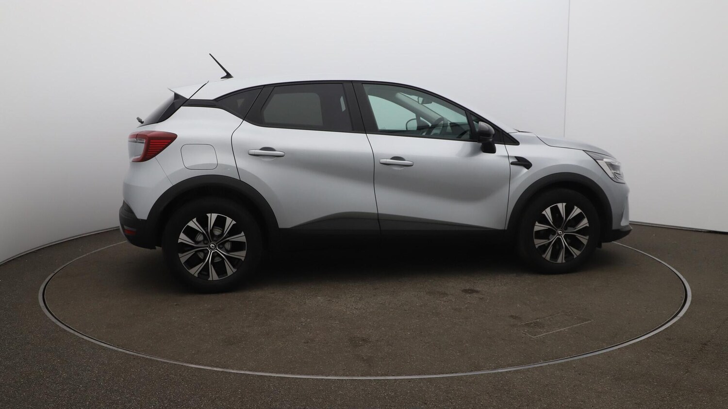 Used Renault Captur 2023 for sale - 75978562: Photo 50