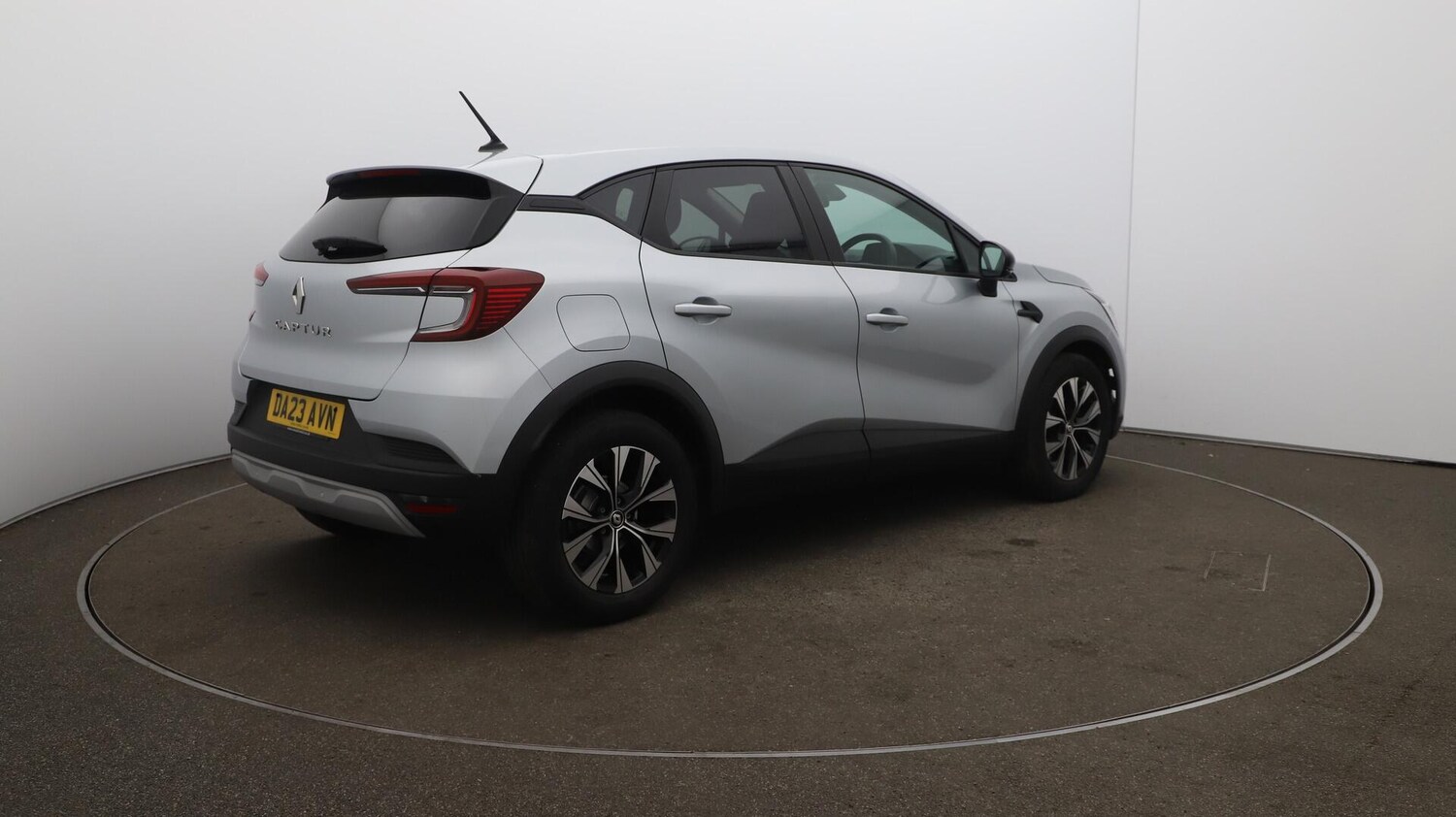 Used Renault Captur 2023 for sale - 75978562: Photo 53