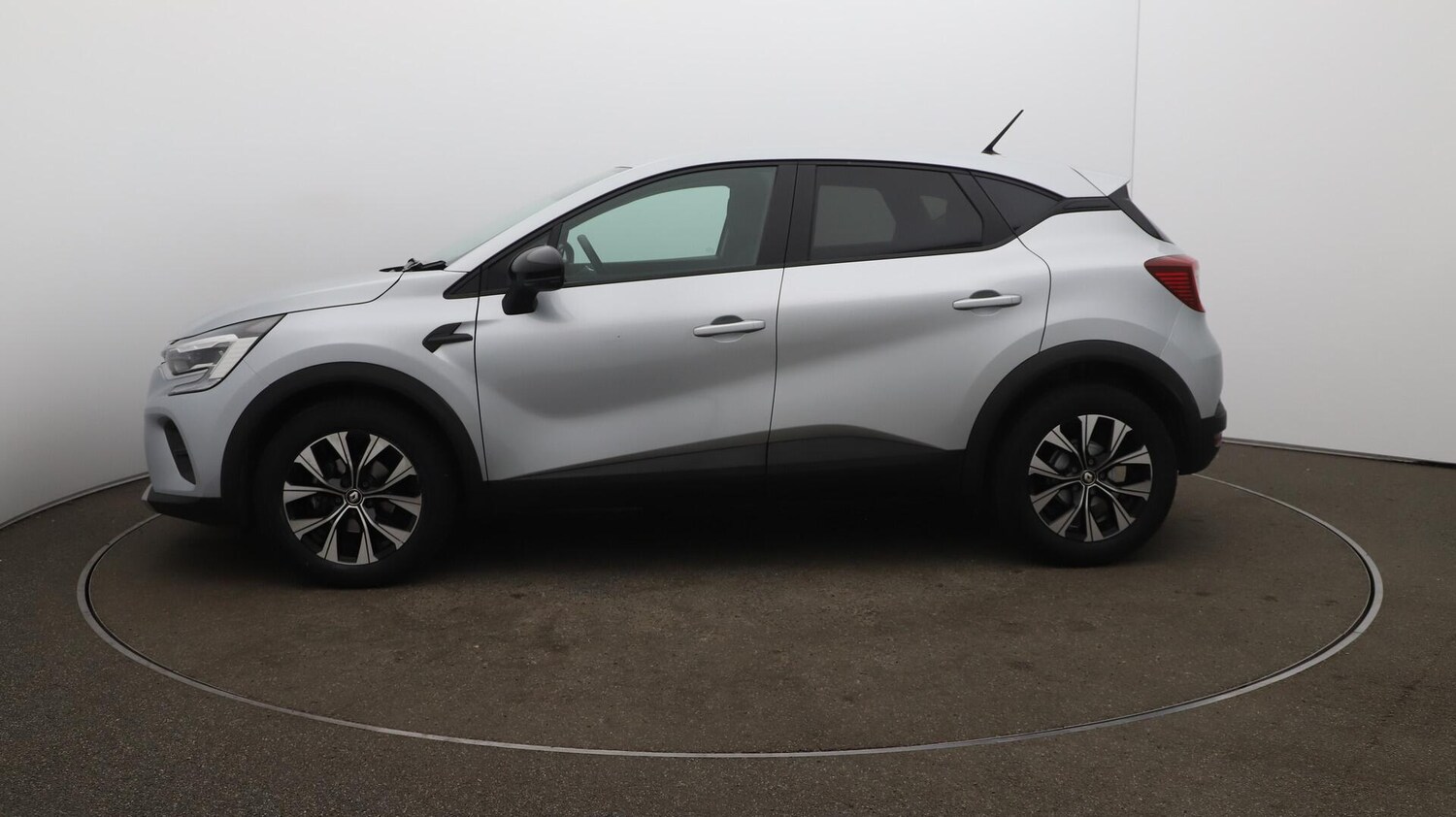 Used Renault Captur 2023 for sale - 75978562: Photo 65