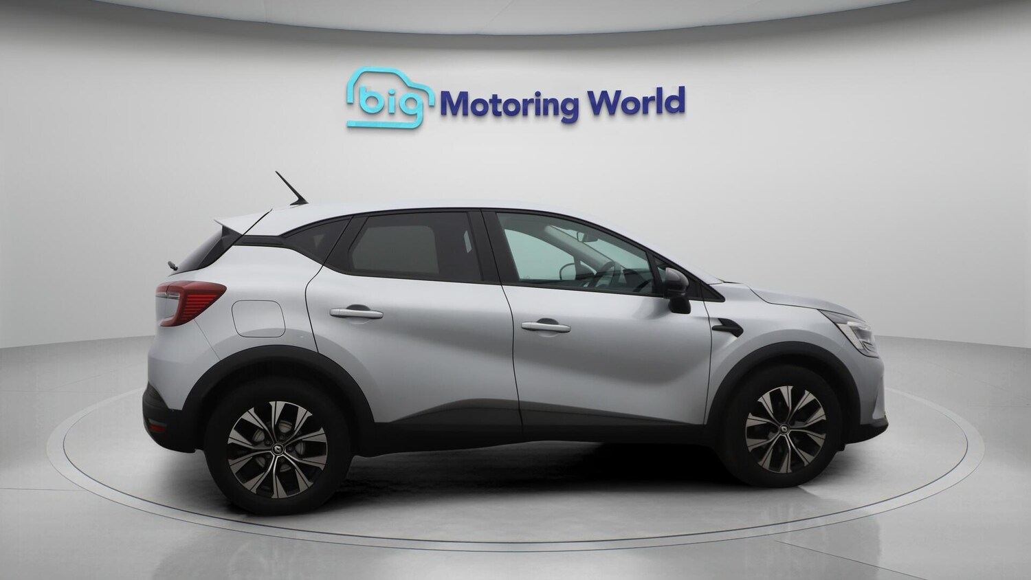 Used Renault Captur 2023 for sale - 75978562: Photo 9