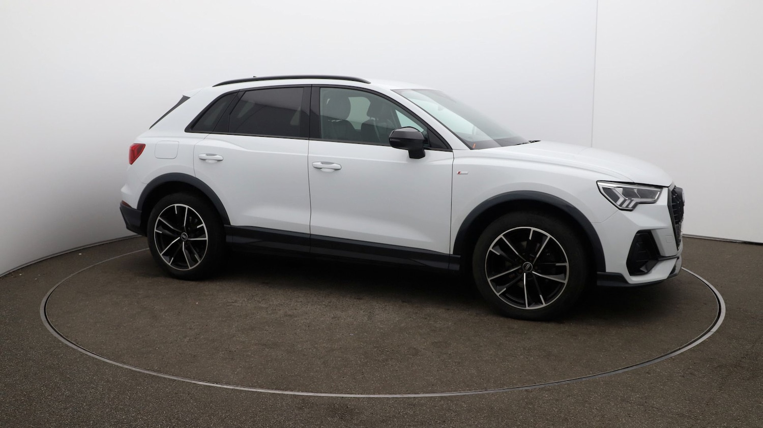 Used Audi Q3 for sale - 76811995: Photo 39