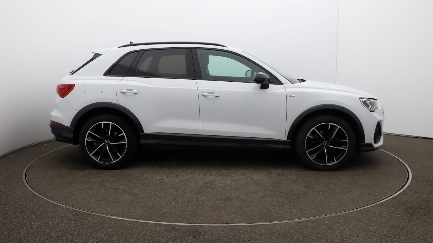 Used Audi Q3 for sale - 76811995: Photo 42