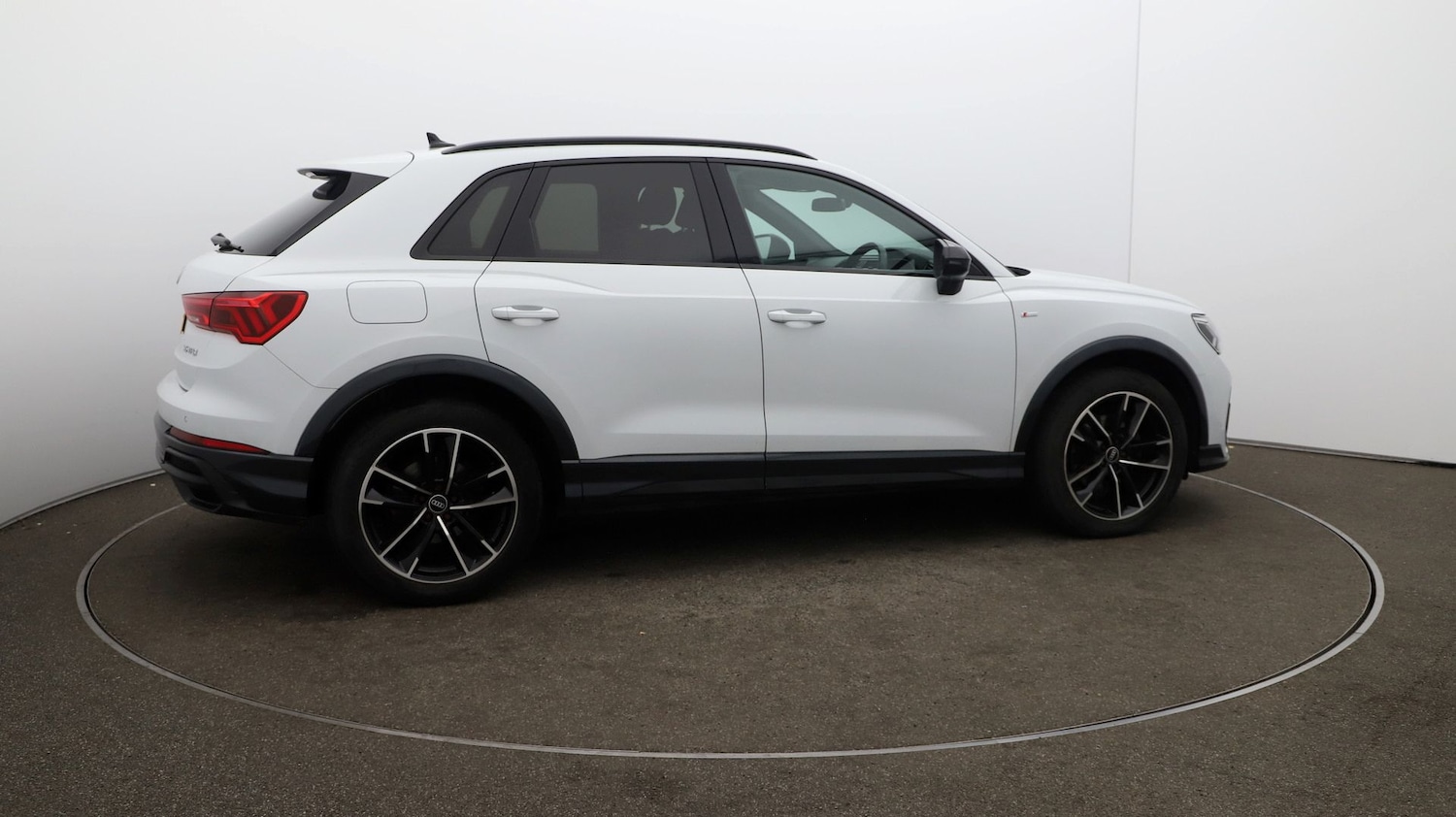 Used Audi Q3 for sale - 76811995: Photo 44