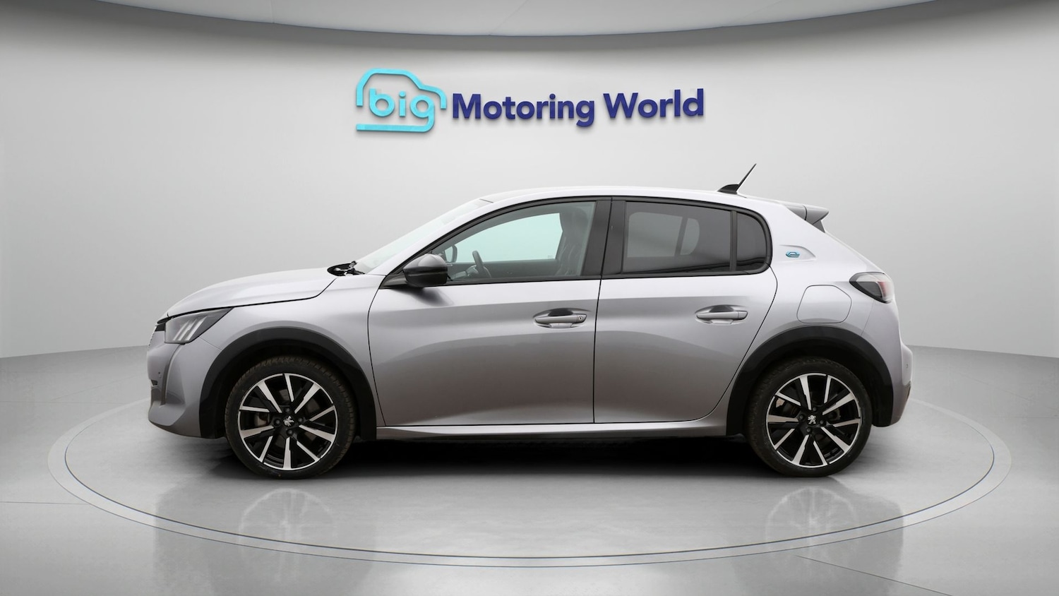 Used Peugeot 208 2023 for sale - 77282097: Photo 4