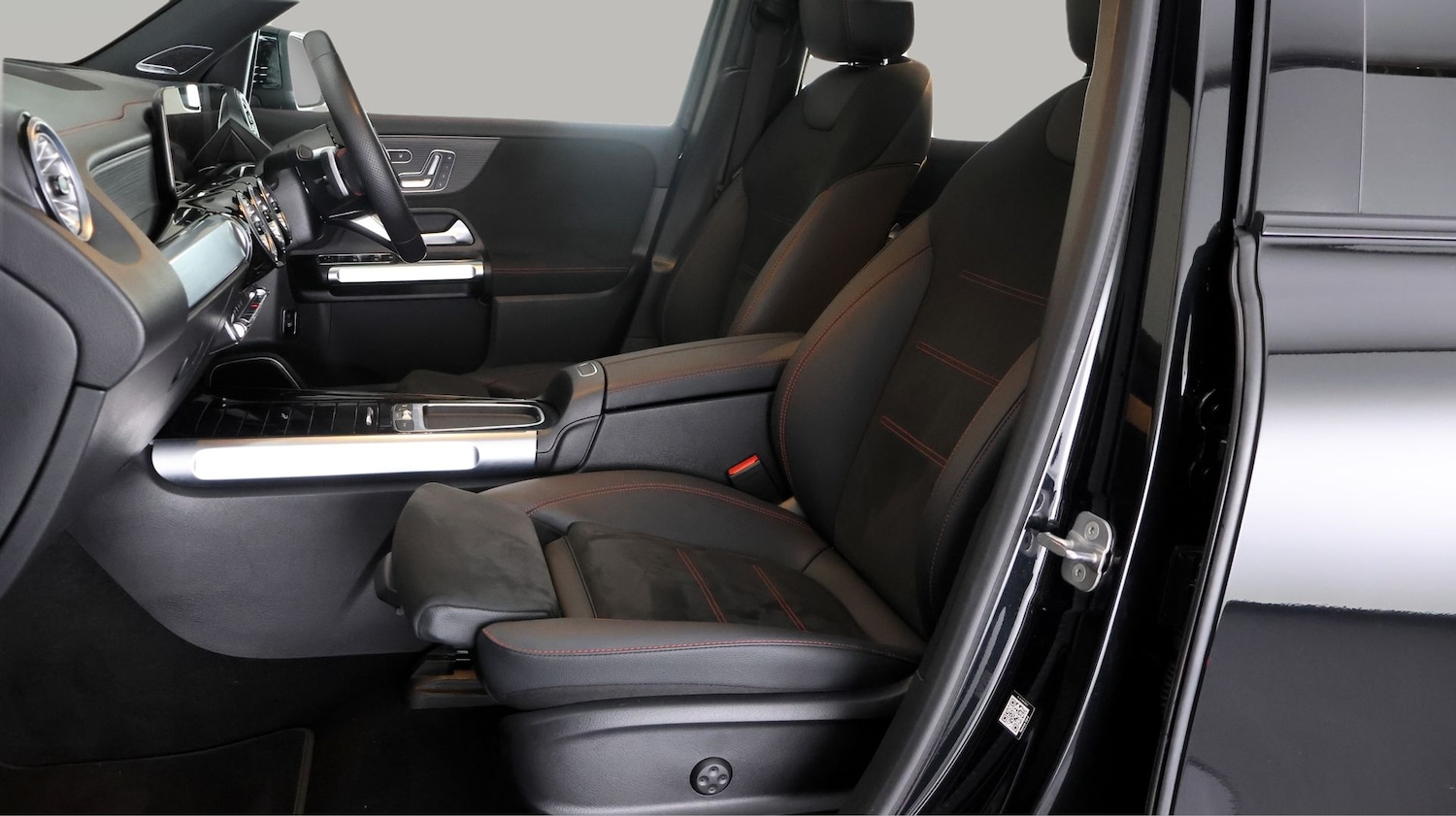 Used Mercedes-Benz EQB 2025 for sale - 77578969: Photo 14