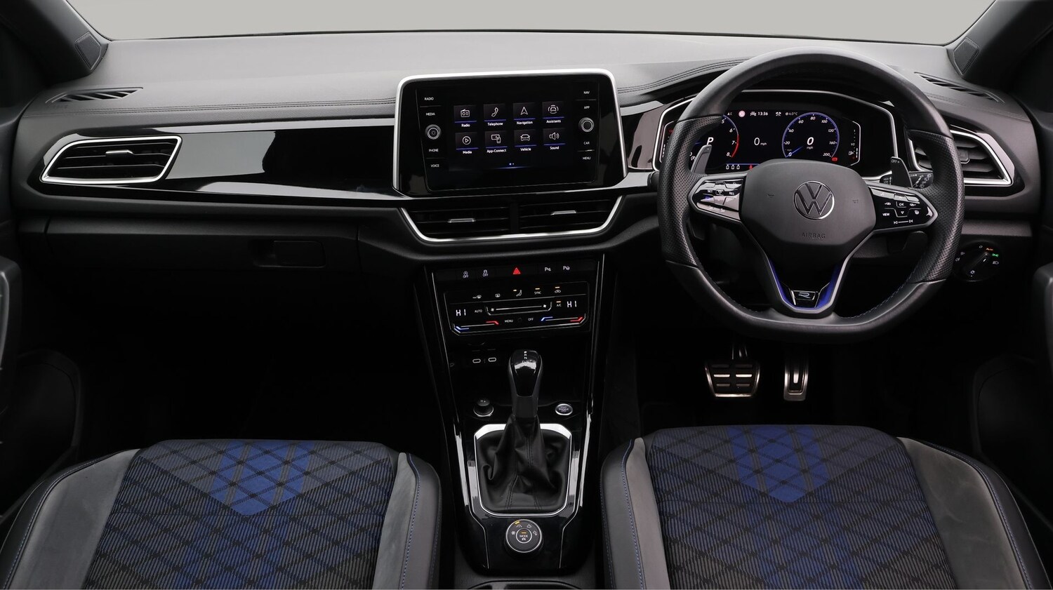 Used Volkswagen T-Roc 2023 for sale - 77373152: Photo 13