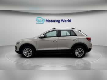 Used Volkswagen T-Roc 2022 for sale - 79761891: Photo