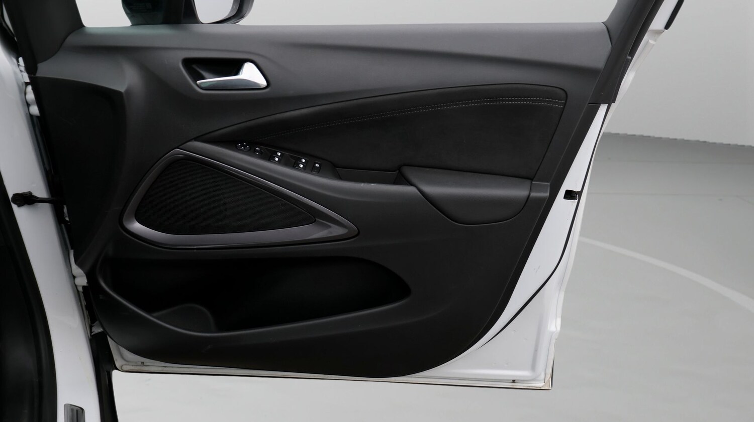 Used Vauxhall Crossland 2022 for sale - 77901228: Photo 15