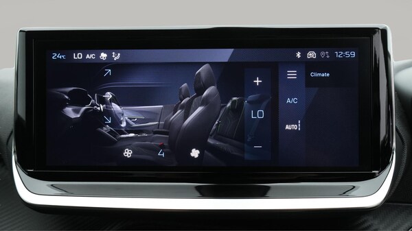 Used Peugeot 2008 2024 for sale - 75601198: Photo 13