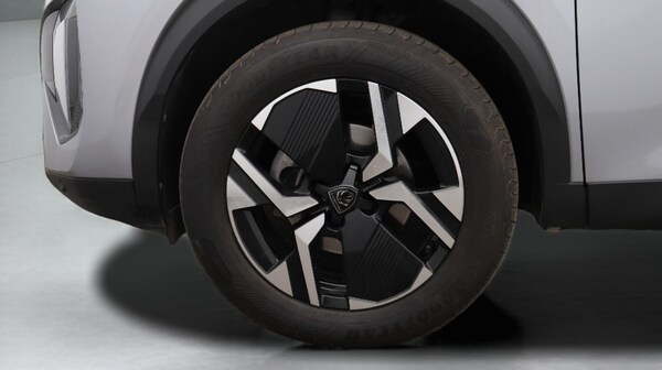 Used Peugeot 2008 2024 for sale - 75601198: Photo 19