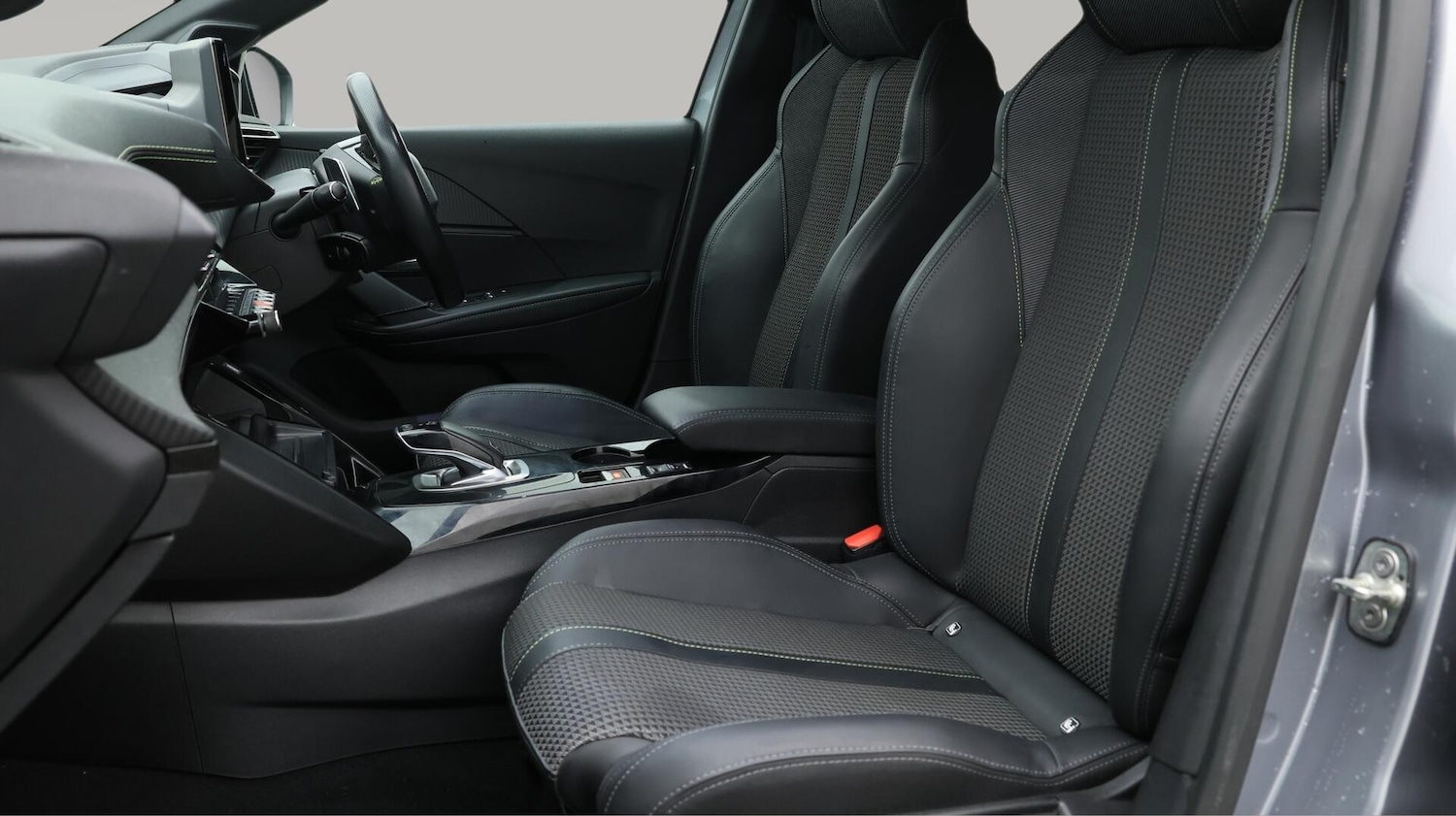 Used Peugeot 208 2022 for sale - 76121402: Photo 15