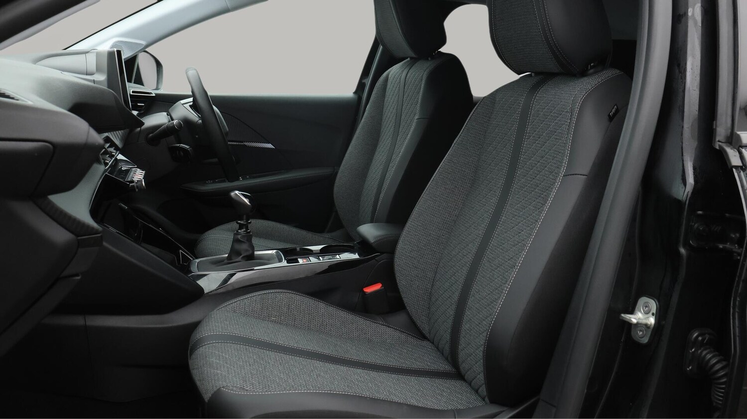 Used Peugeot 208 2024 for sale - 76071643: Photo 16