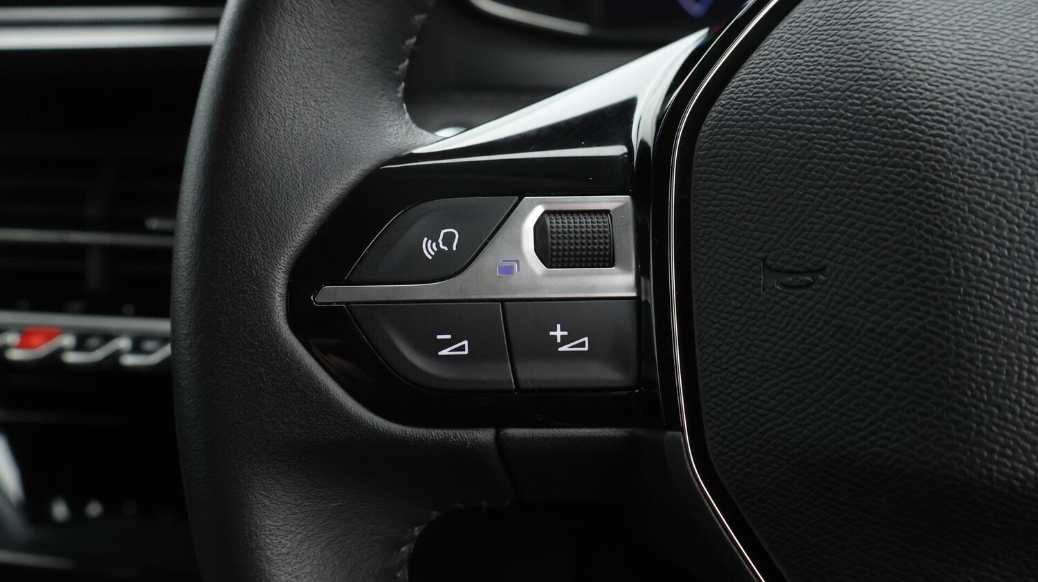 Used Peugeot 208 2024 for sale - 76071643: Photo 34