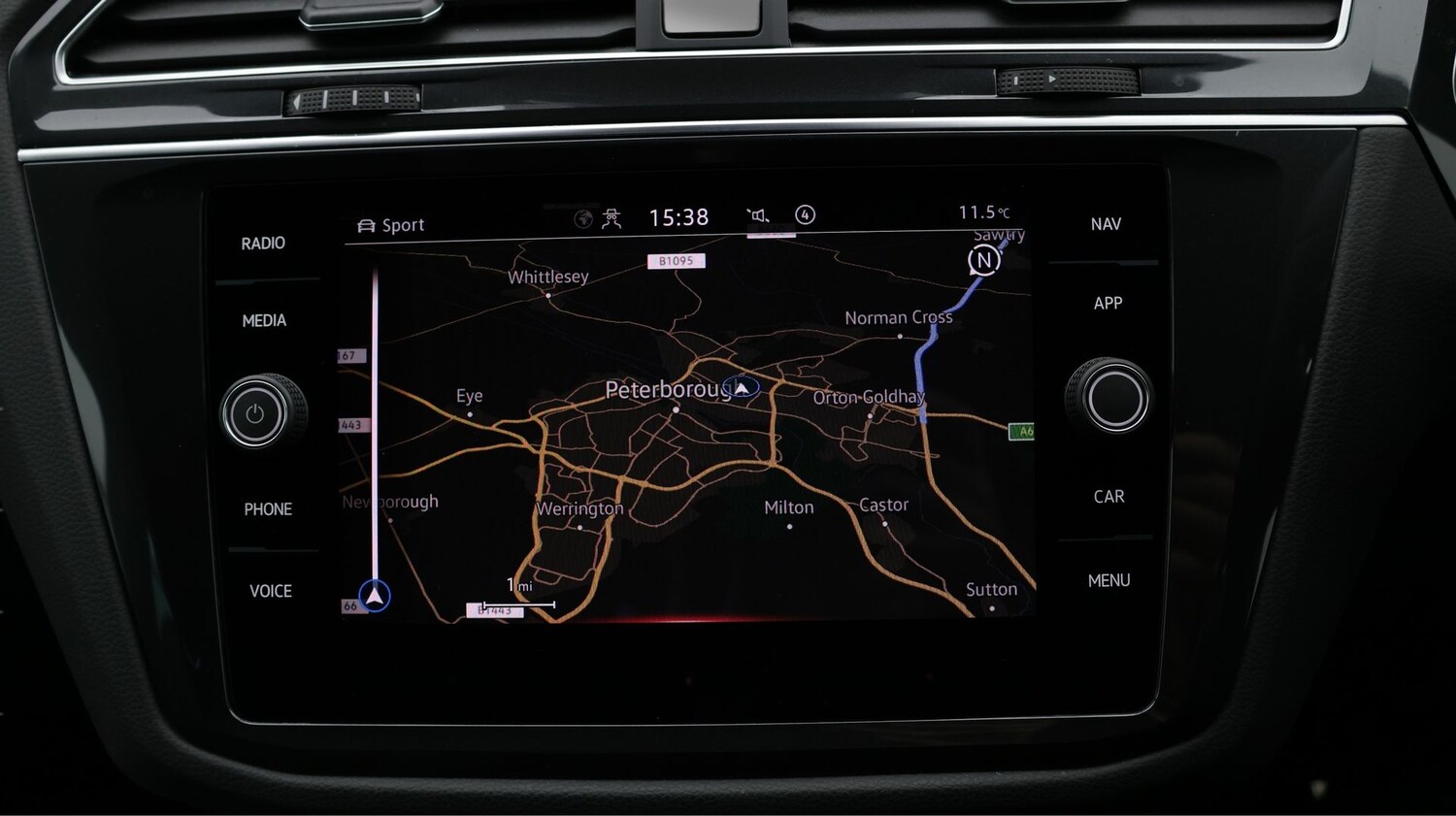 Used Volkswagen Tiguan 2023 for sale - 77747560: Photo 11