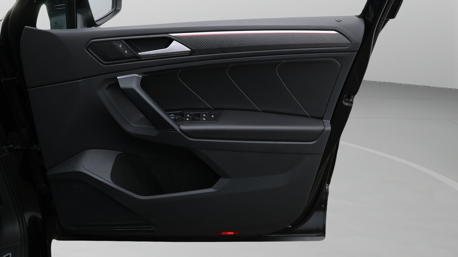 Used Volkswagen Tiguan 2023 for sale - 77747560: Photo 15