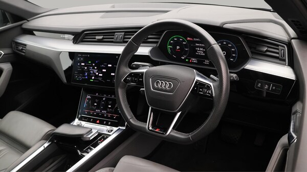 Used Audi e-tron 2022 for sale - 76283747: Photo 10