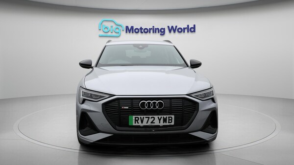 Used Audi e-tron 2022 for sale - 76283747: Photo 3