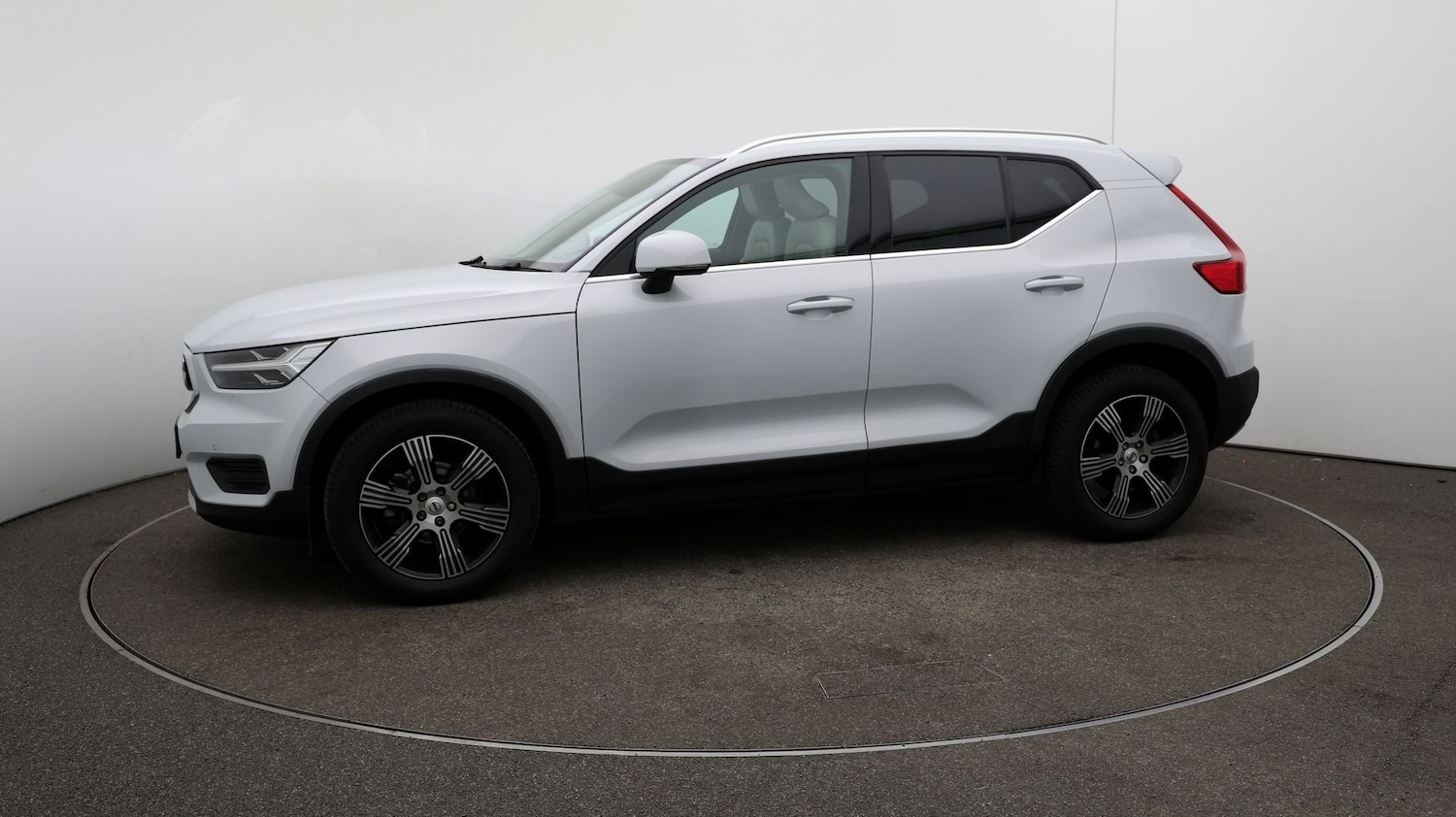Used Volvo XC40 2022 for sale - 76811706: Photo 59