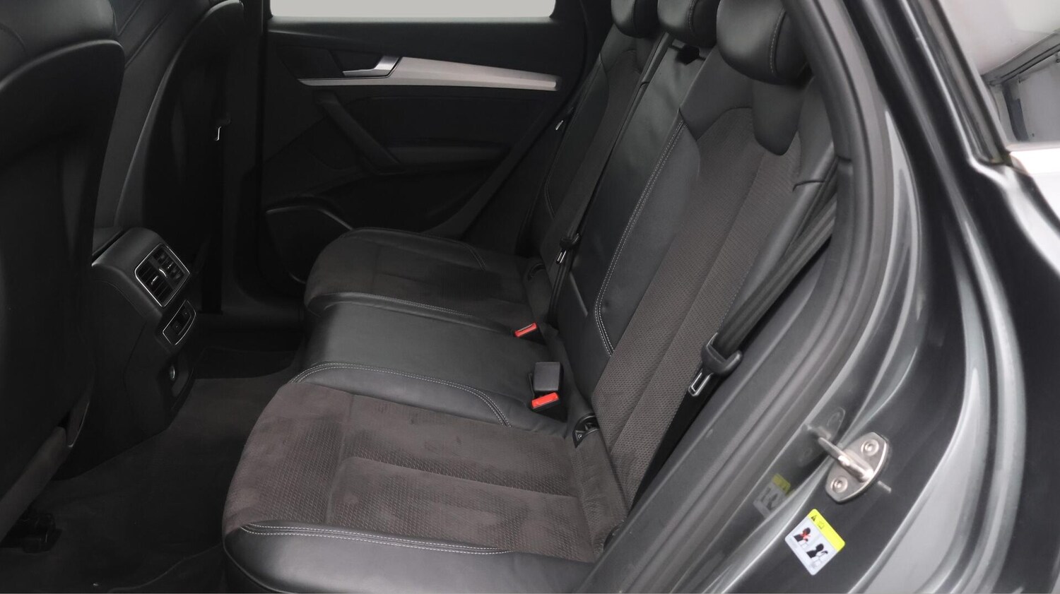 Used Audi Q5 2019 for sale - 76284201: Photo 17