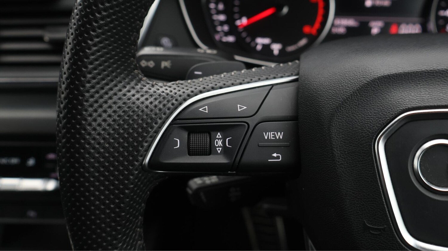 Used Audi Q5 2019 for sale - 76284201: Photo 25