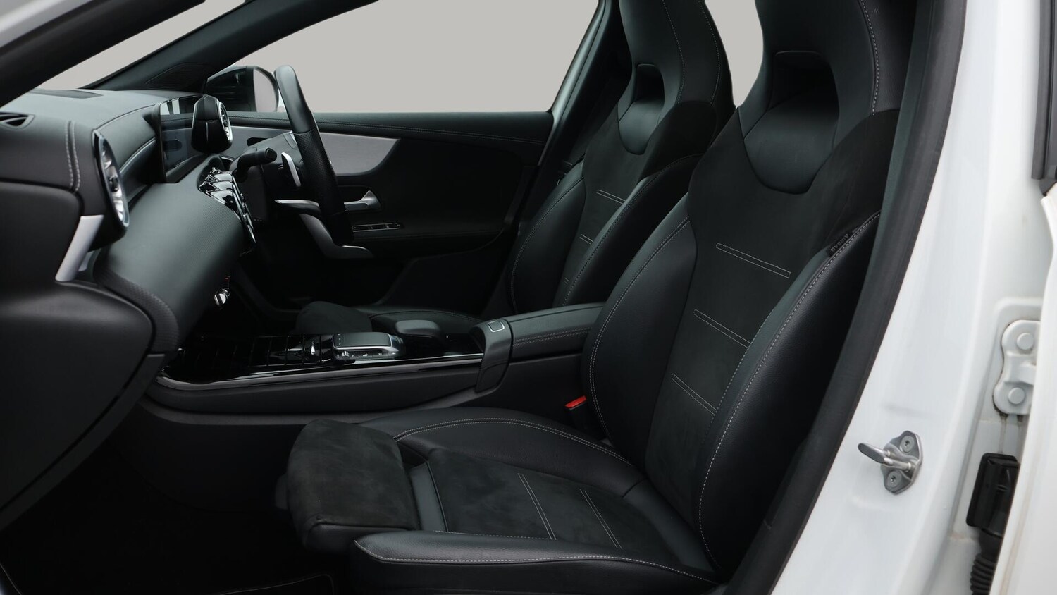 Used Mercedes-Benz A-Class 2021 for sale - 76742473: Photo 15