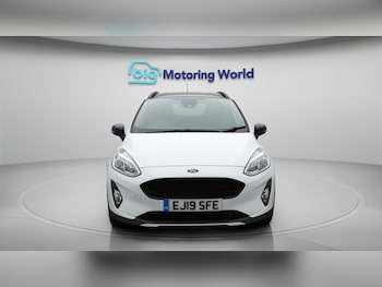 Used Ford Fiesta 2019 for sale - 76728644: Photo