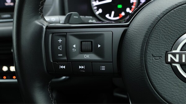 Used Nissan Qashqai for sale - 76246645: Photo 24