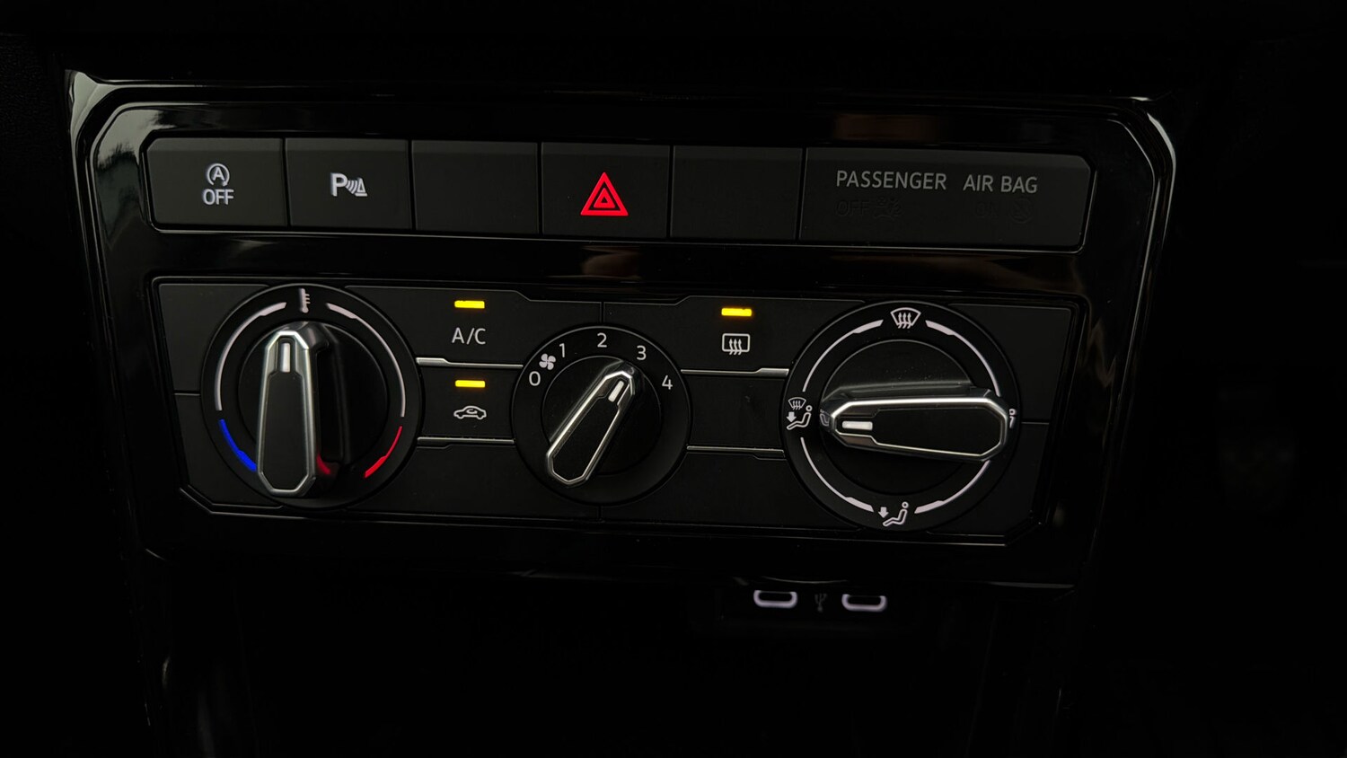 Used Volkswagen T-Cross 2022 for sale - 77930548: Photo 11