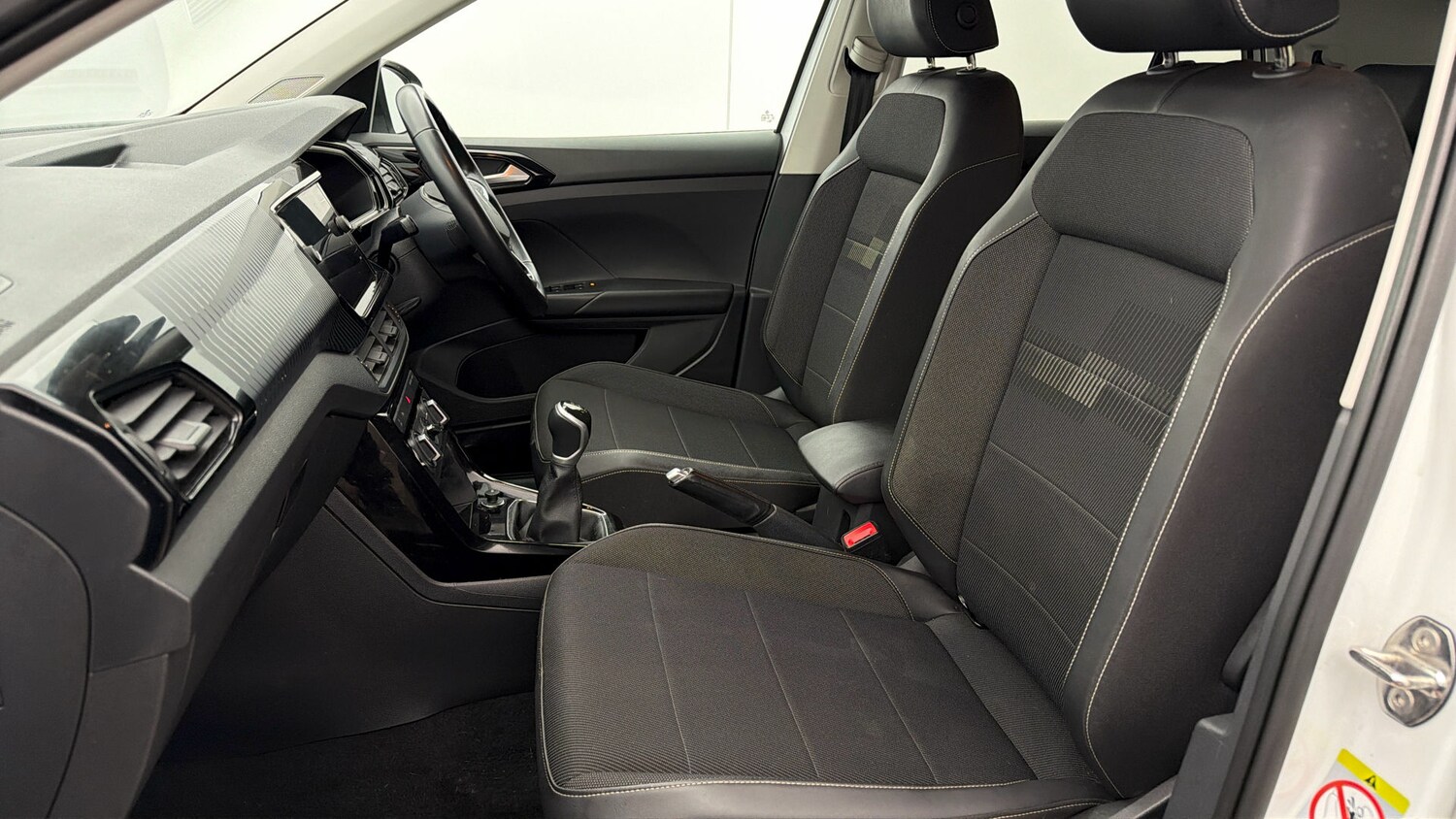 Used Volkswagen T-Cross 2022 for sale - 77930548: Photo 13