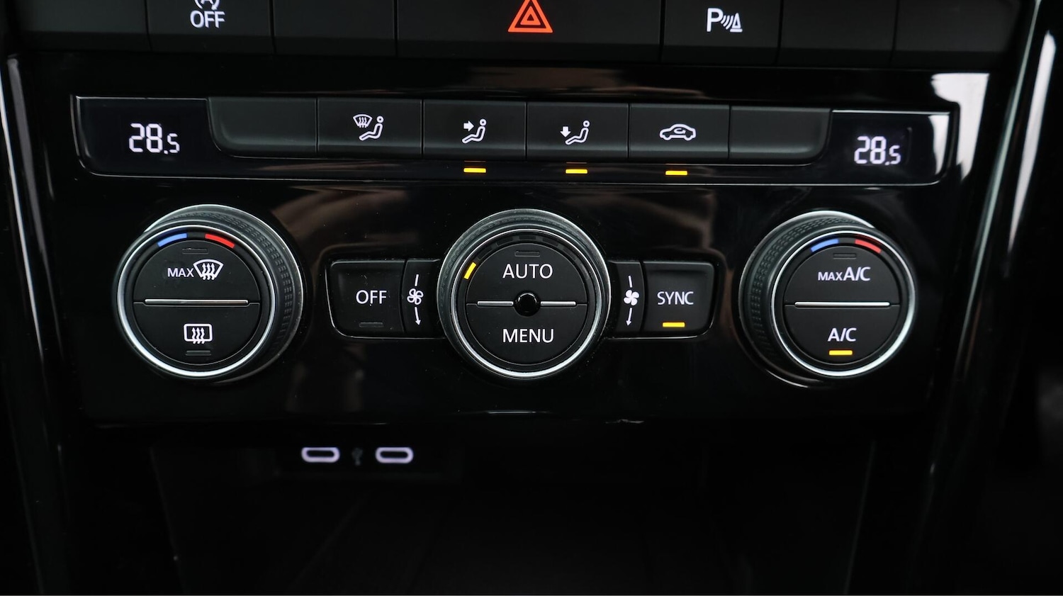 Used Volkswagen T-Roc 2020 for sale - 76370855: Photo 13