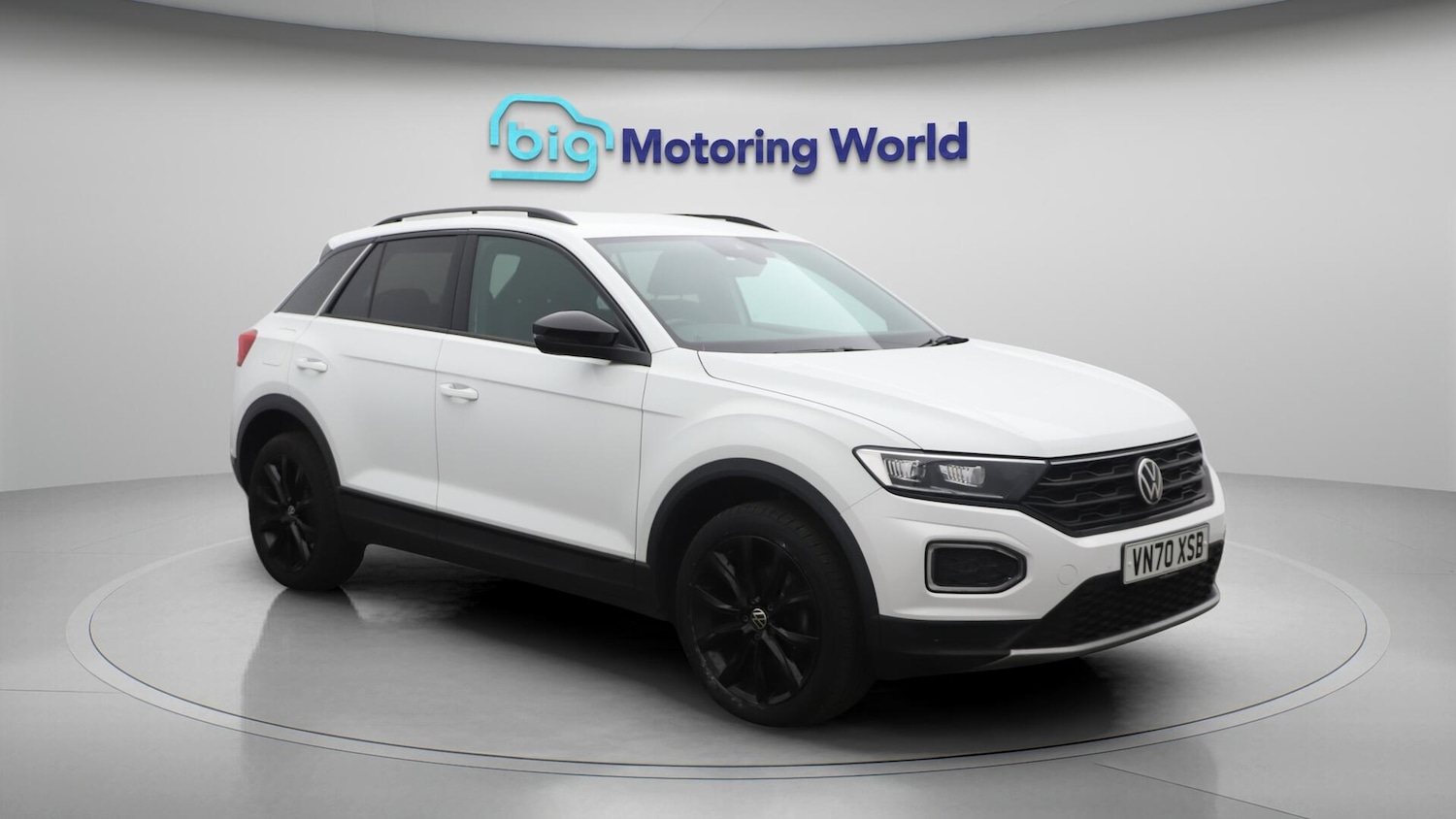 Used Volkswagen T-Roc 2020 for sale - 76370855: Photo 2