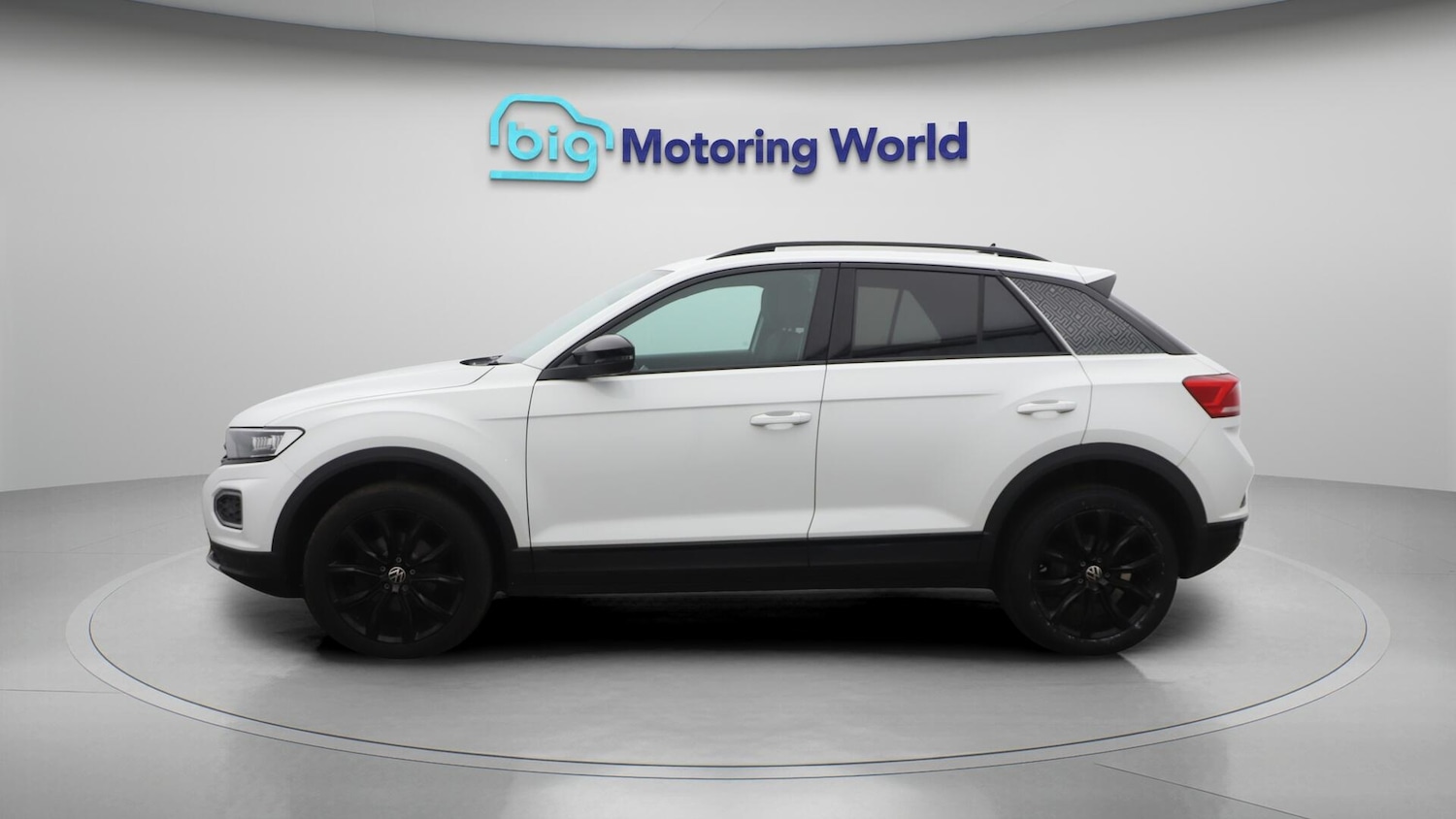 Used Volkswagen T-Roc 2020 for sale - 76370855: Photo 5