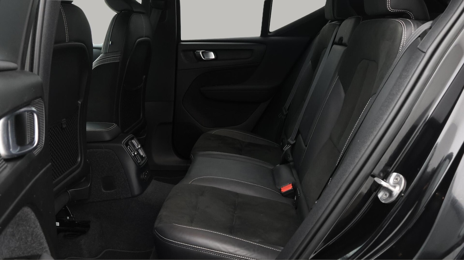 Used Volvo XC40 2022 for sale - 76646273: Photo 17