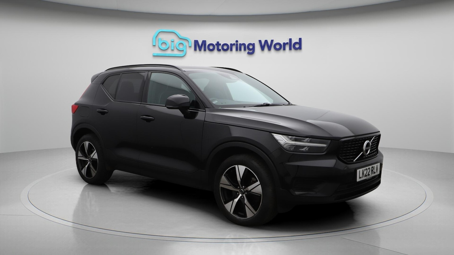 Used Volvo XC40 2022 for sale - 76646273: Photo 2