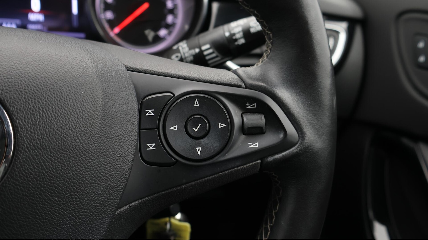 Used Vauxhall Astra 2018 for sale - 76772194: Photo 25