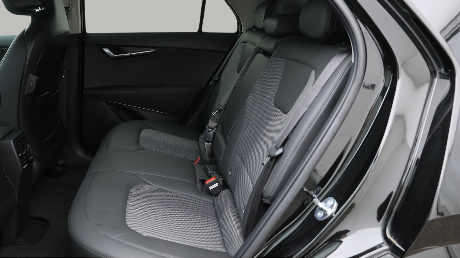Used Kia Niro 2024 for sale - 76136690: Photo 17