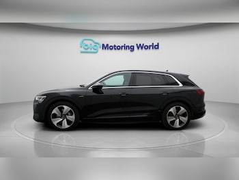 Used Audi e-tron 2021 for sale - 77749619: Photo