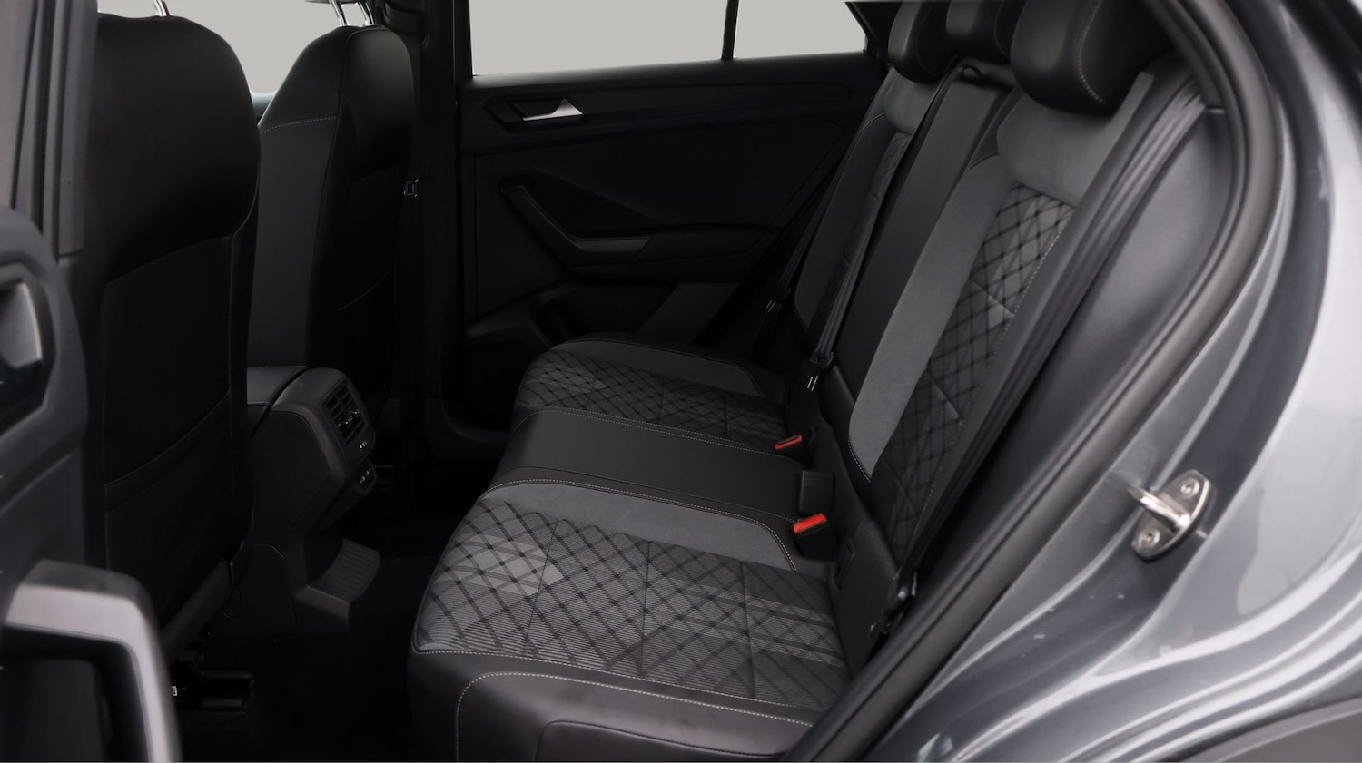 Used Volkswagen T-Roc 2022 for sale - 77379626: Photo 16