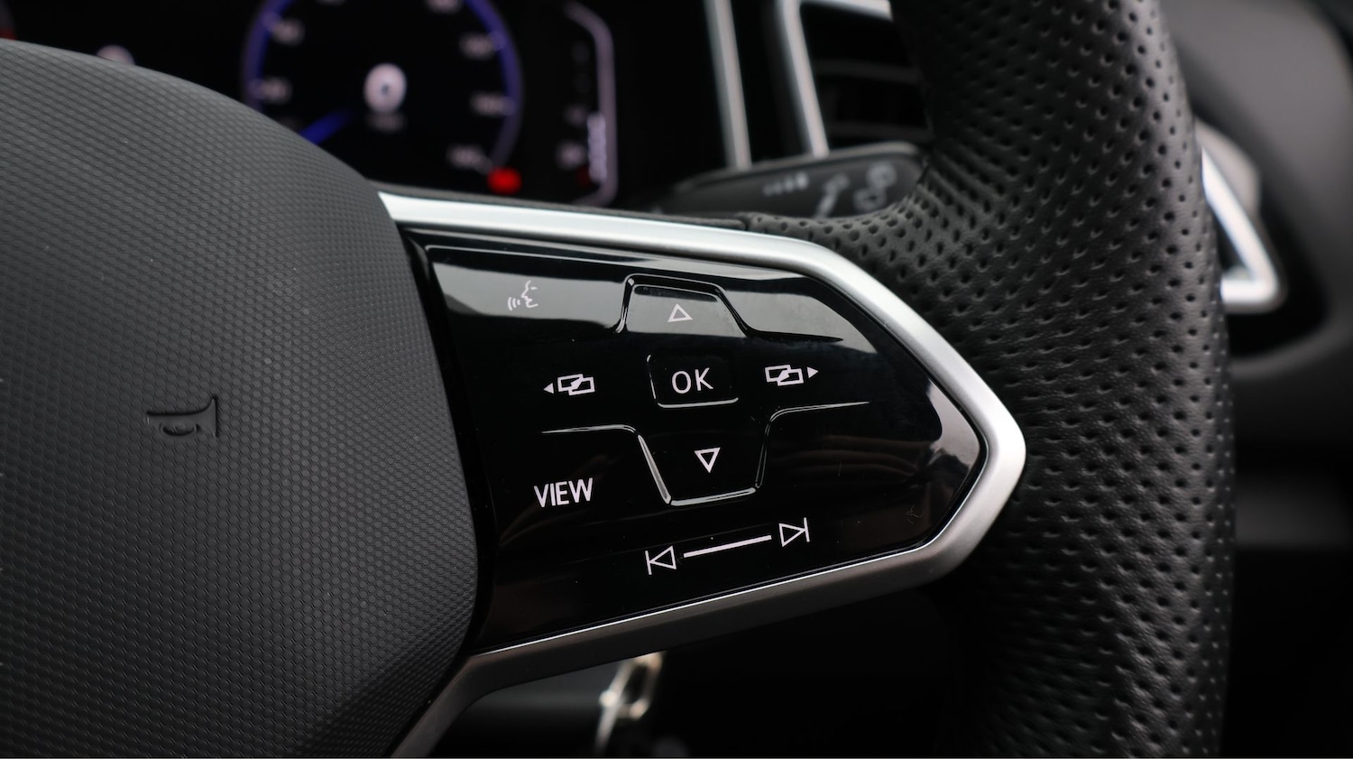 Used Volkswagen T-Roc 2022 for sale - 77379626: Photo 23