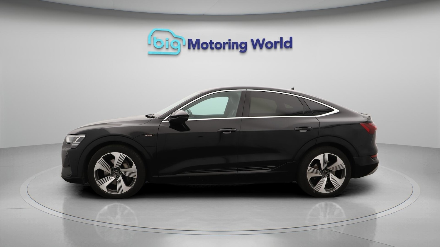 Used Audi e-tron 2022 for sale - 76136396: Photo 5