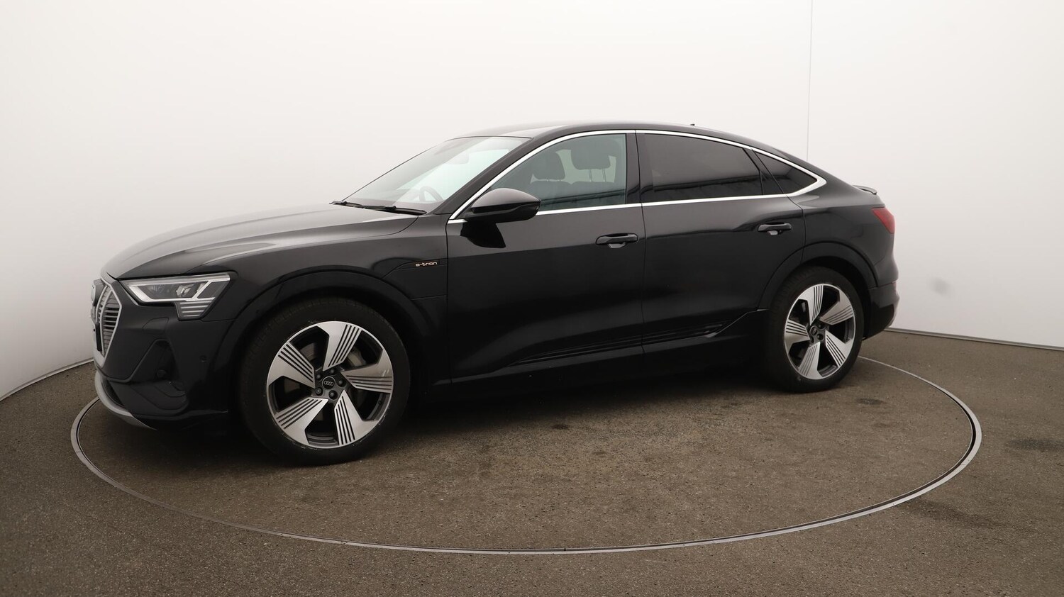 Used Audi e-tron 2022 for sale - 76136396: Photo 68