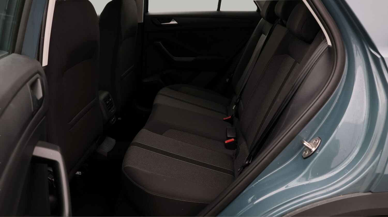 Used Volkswagen T-Roc 2023 for sale - 77293918: Photo 16