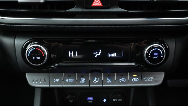 Used Hyundai KONA 2021 for sale - 76167186: Photo 13