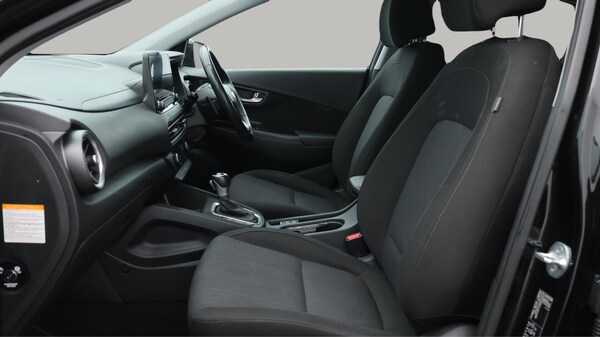 Used Hyundai KONA 2021 for sale - 76167186: Photo 15