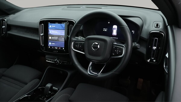 Used Volvo XC40 2022 for sale - 76152102: Photo 10