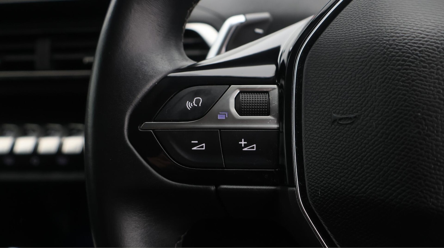 Used Peugeot 5008 2021 for sale - 76522014: Photo 27