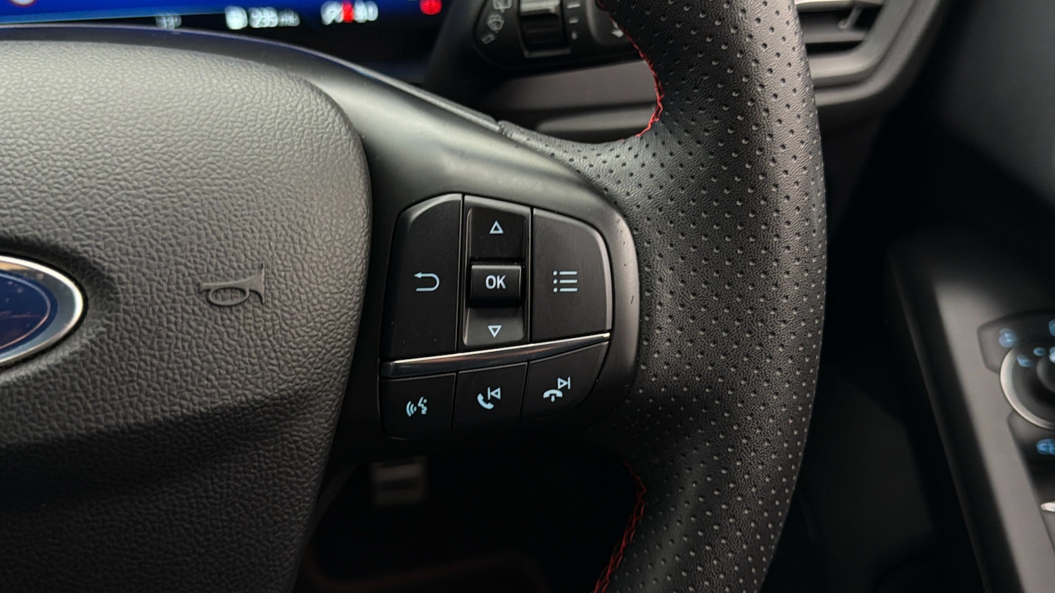 Used Ford Focus 2021 for sale - 77990433: Photo 23