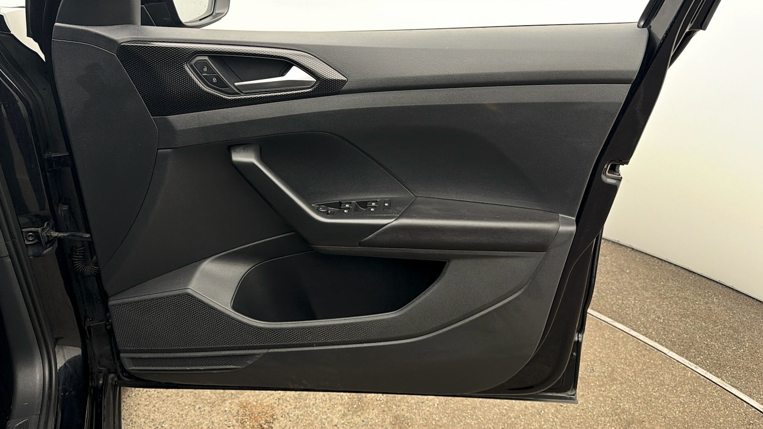 Used Volkswagen T-Cross 2022 for sale - 77837164: Photo 14