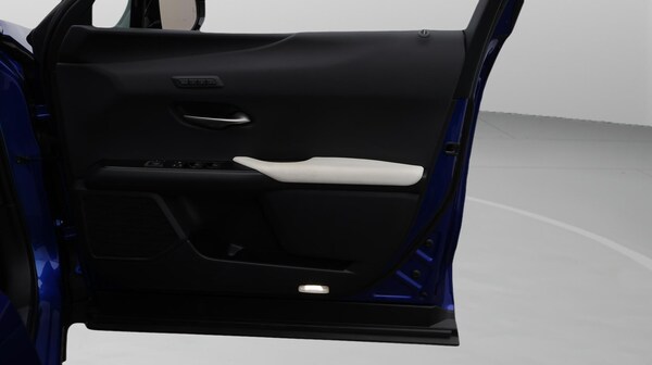 Used Lexus UX 2023 for sale - 76307497: Photo 16